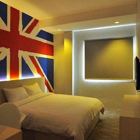 Summer Bed & Breakfast Banjarmasin  Exterior photo