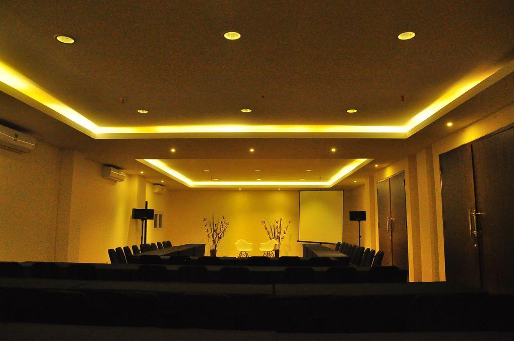 Summer Bed & Breakfast Banjarmasin  Exterior photo